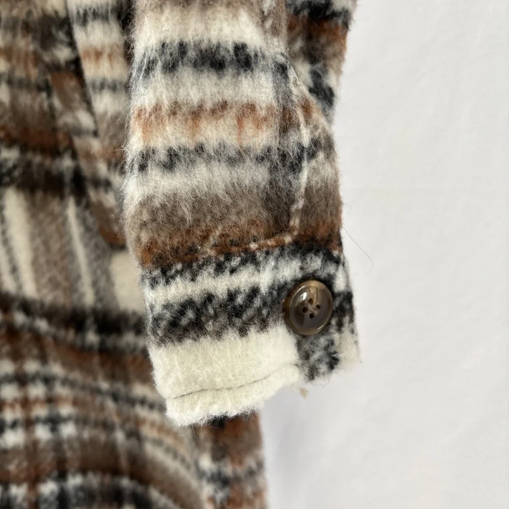 Blank NYC Womens Small Plaid Shacket Jacket Fuzzy Button Down‎ Brown White